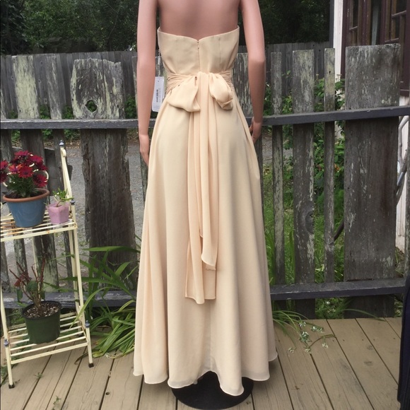 jjshouse Dresses & Skirts - NWT JJsHouse Strapless Floor Length Dress
